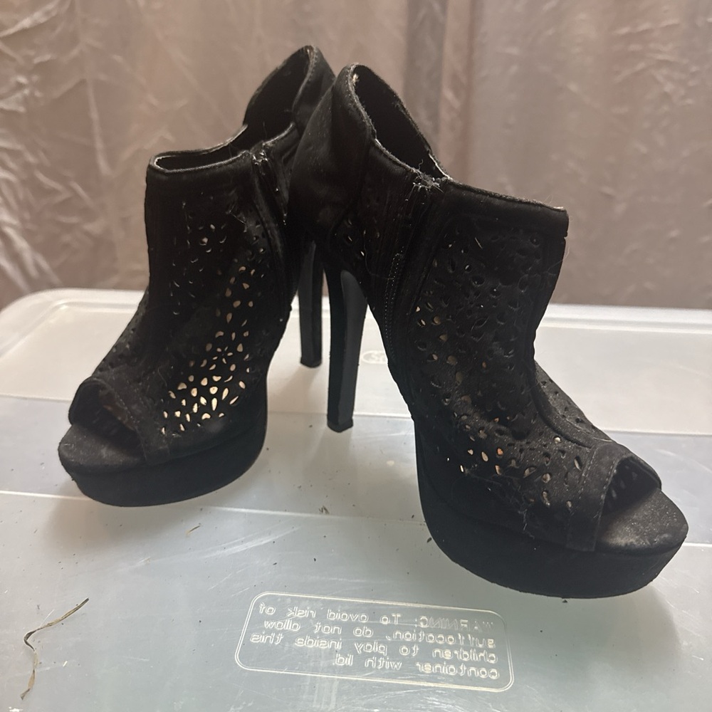 Elegant Black Peep-Toe Heels